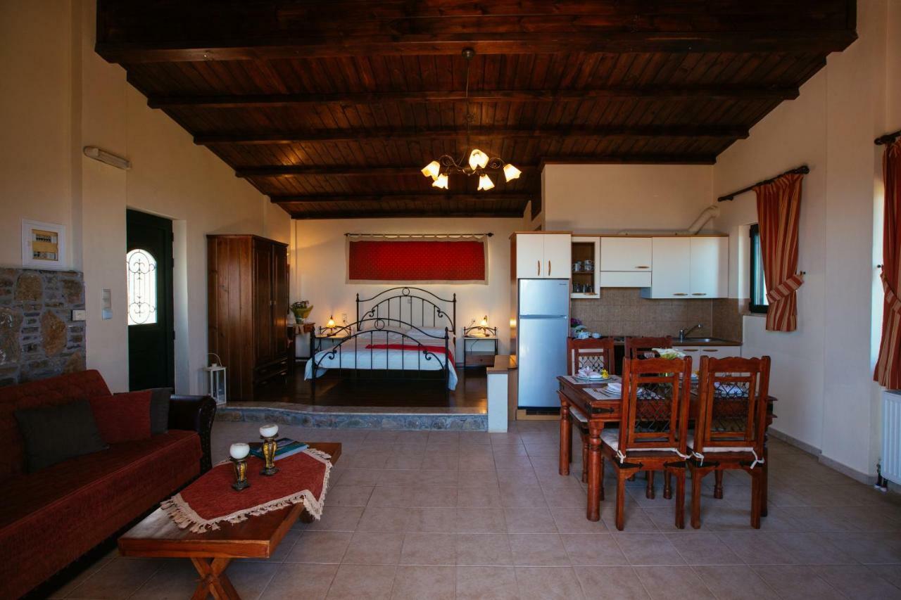 Aetovigla Guesthouse Krousonas  Dış mekan fotoğraf